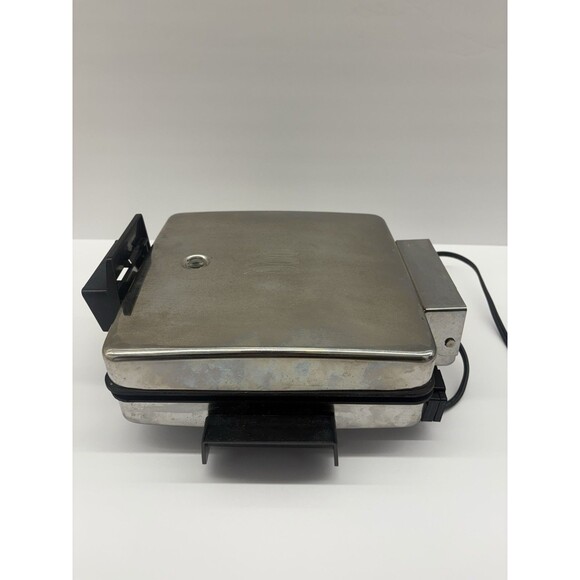 Toastmaster Reversible Plate Waffle Desert Griddle Iron Maker 442A - Picture 10 of 16